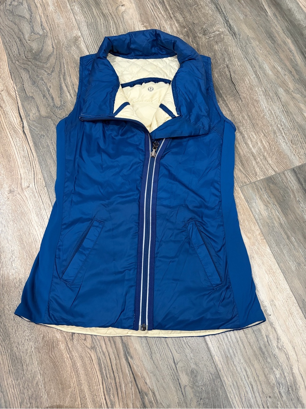 lululemon athletica Blue Quilted Sleeveless Vest with Cream Lining